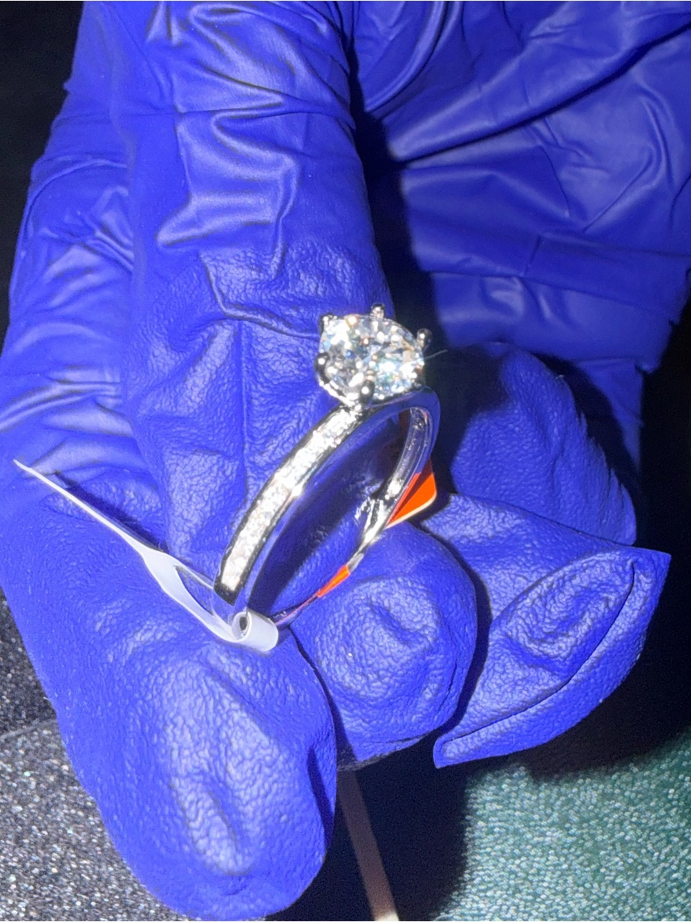 Sparkling Blue Solitaire Ring in Silver Tone